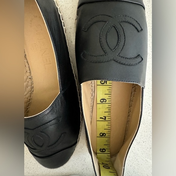 CHANEL CC Logo Black Leather Espadrille Flats EU 37 - Picture 11 of 12